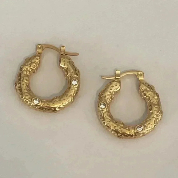 Waterproof 316L Stainless Steel 18k Gold Plated Crystal Hoop Earrings NWT - Picture 1 of 3